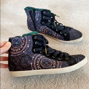 Super fun Desigual High Tops-Size 39 (Fit as 8.5)